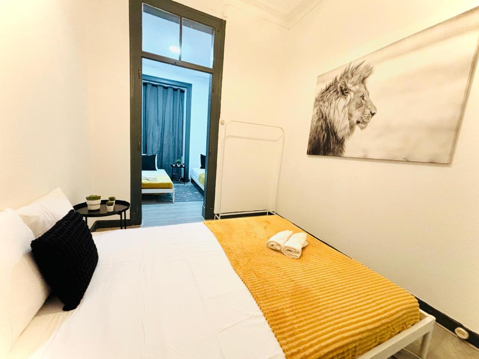 Albergue Bairro Alto, Location Of *